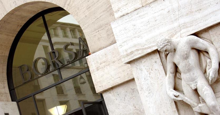 Il crollo delle banche in Piazza Affari fa perdere 3 miliardi alle